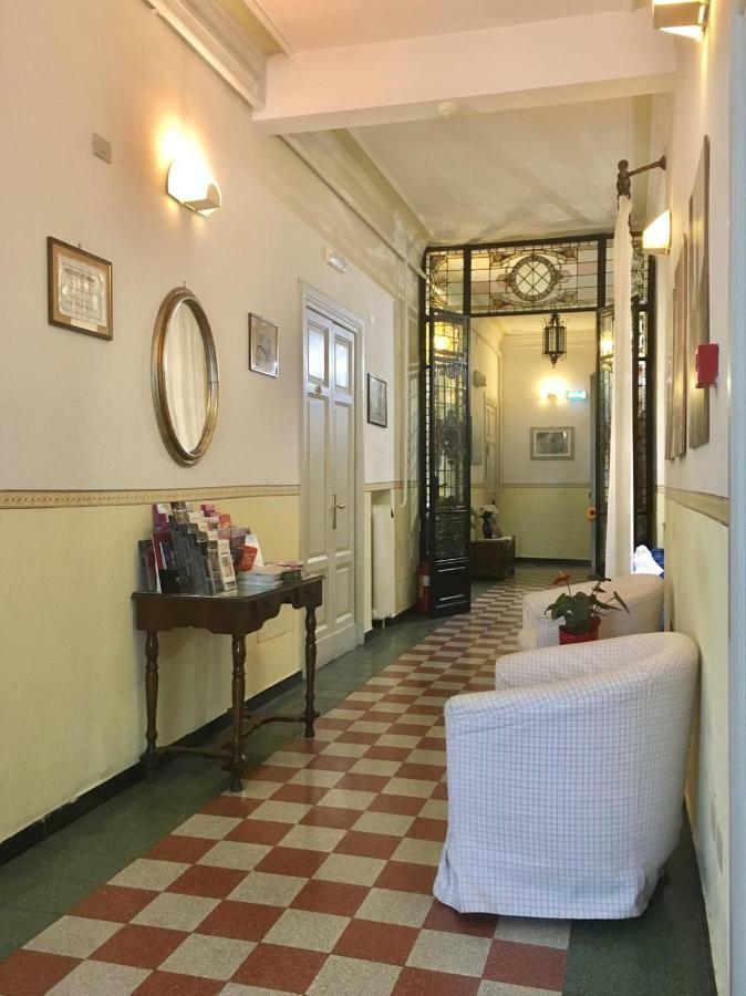 La Belle Epoque Hotel Флоренция Екстериор снимка